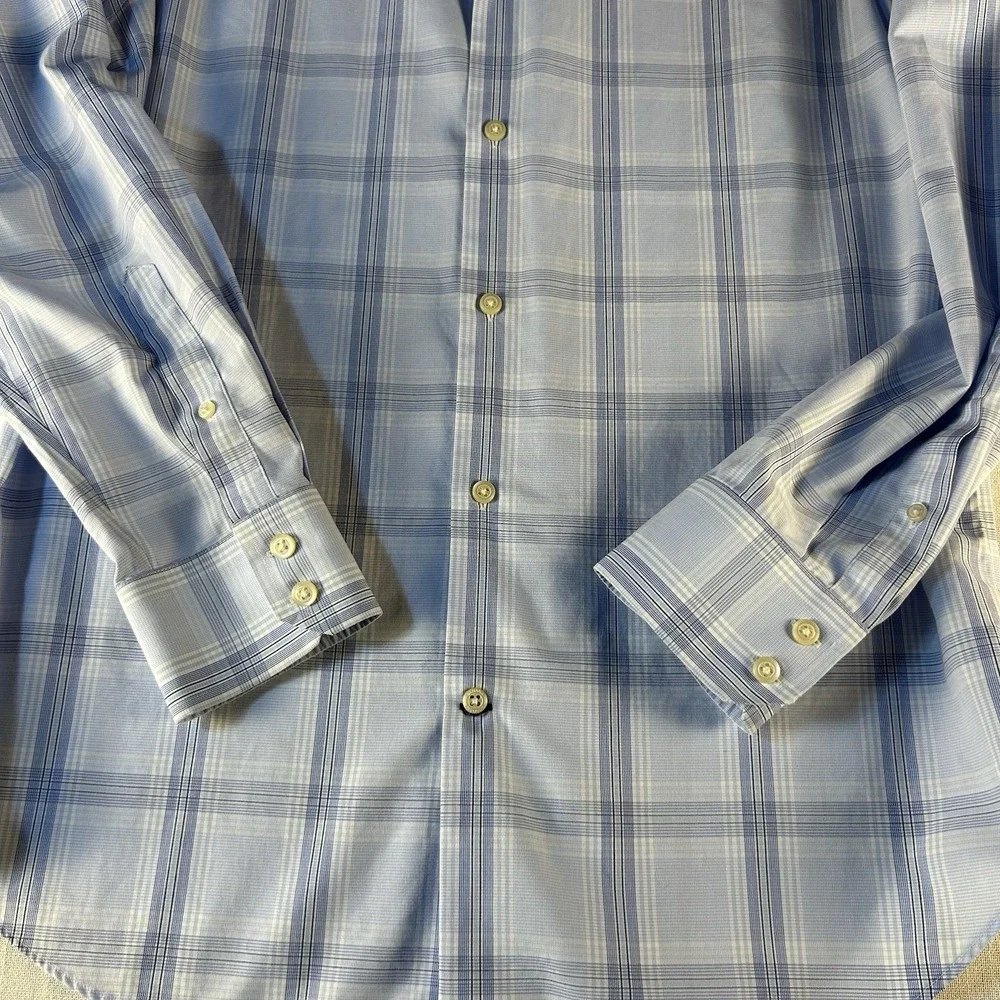 Banana Republic Non-Iron Slim‎ Fit Large Blue Plaid Long Sleeve  Button Up Shirt